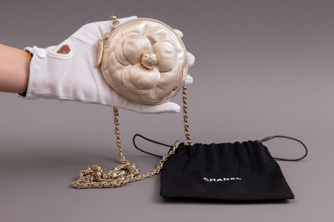 Chanel - Minaudière Camellia