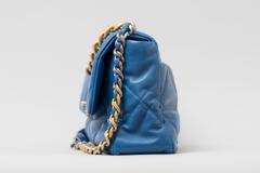 Chanel - Chanel 19 - Photo 2