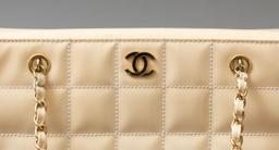 Chanel - Chocolate Bar Chain Shoulder Bag - Photo 7