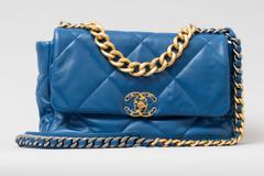 Chanel - Chanel 19 - Photo 1