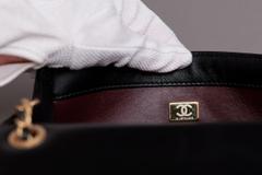 Chanel - Mini Classic Flap Bag - Photo 13