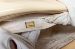 Chanel - Chocolate Bar Chain Shoulder Bag - Photo 12