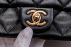 Chanel - Mini Classic Flap Bag - Photo 9