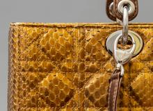 Dior - Lady Dior Large Python – limitovaná vánoční edice - Photo 12
