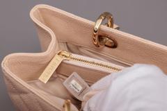 Chanel - Grand Shopping Tote - Photo 10