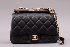 Chanel - Mini Classic Flap Bag - Photo 1